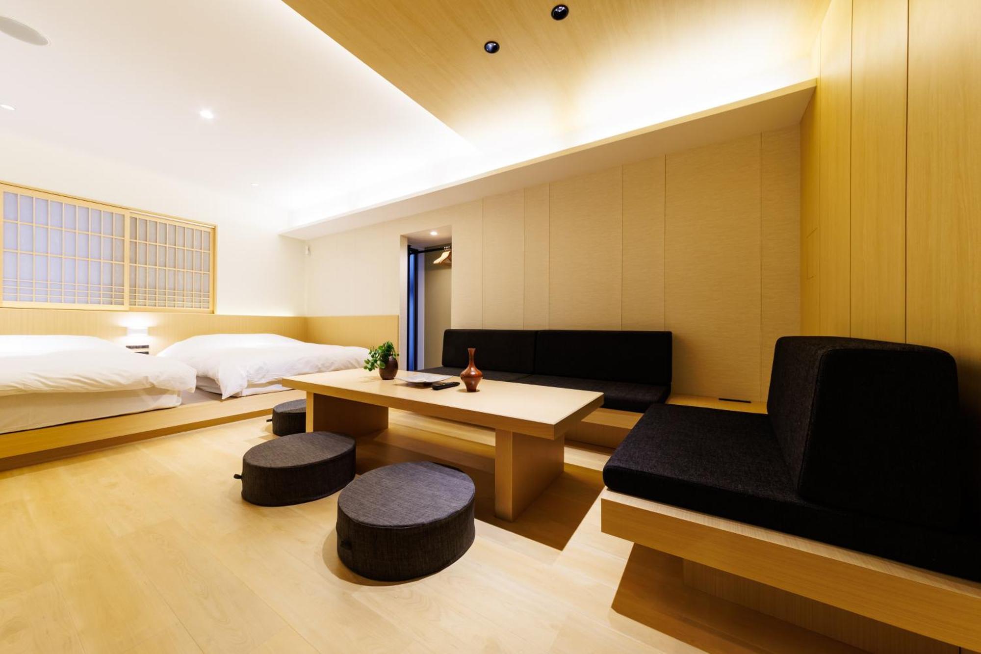 Comforts81 Shinsaibashi Осака Стая снимка