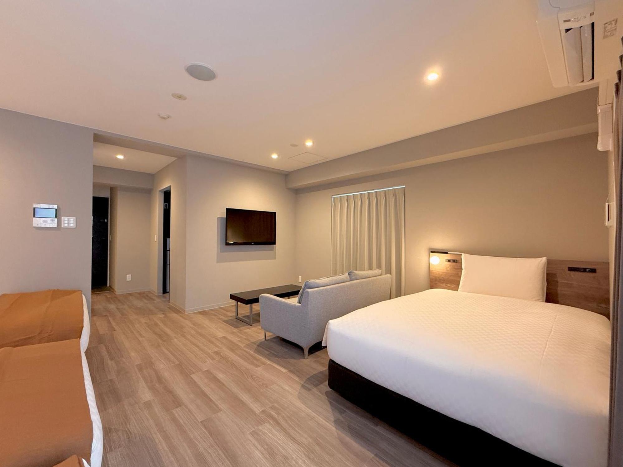Comforts81 Shinsaibashi Осака Стая снимка